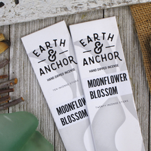 Load image into Gallery viewer, Moonflower Blossom Hand Dipped Incense